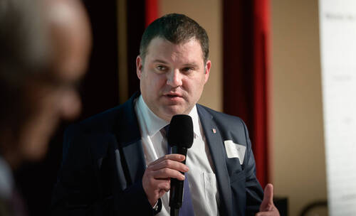 Lieu : Bienne - Berne - Suisse / Droits d'utilisation uniquement pour ARC JURASSIEN