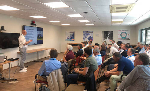 InnovationTour : les PME de l’Arc jurassien à la découverte de SmartLOG !