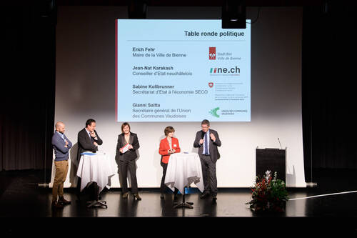 Erich FEHR, Jean-Nat KARAKASH, Sabine KOLLBRUNNER,  Gianni SAITTA & Nathalie RANDIN/ Lieu : Bienne - Berne - Suisse / Droits d'utilisation uniquement pour arcjurassien.ch